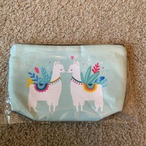 Llama cosmetic bag
